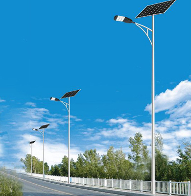 1742828123952659.jpg 托克逊太阳能路灯.jpg